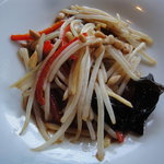 大観苑 - 好菜ランチ：海松子入り筍の子、キクラゲ、もやし炒め