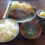 桔梗 - とんかつA （栃木県内産黒豚）1100円＆ご飯大盛り 290円