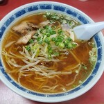 王餃子 - 醤油ラーメン