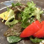 チェルバイア - プランツォＡ　1200円 のサラダ仕立ての前菜