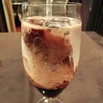 チェルバイア - ランツォＡ 1200円 のアイスコーヒー