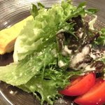 チェルバイア - プランツォＡ 1200円 のサラダ、オムレツ、トマト