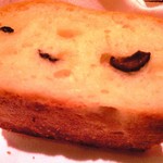 キッチャーノ - 本日のランチ 1200円 の自家製パン