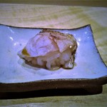 天ぷら たけうち - のどぐろの昆布締め　槍烏賊の握り　　酢飯の代わりに熟成された槍烏賊を使用！　変態的な美味しさです～
