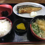 隈屋 - 塩サバ定食＝６９０円
            ※ランチタイムサービス