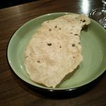 ダルバートダイニング - お通しの「パーパル」