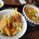 手打ちうどん　麺創おおさわ - うどん、+\300でミニ天丼