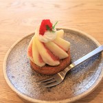 お菓子の贈りもの めい - 料理写真:いちじくのタルト