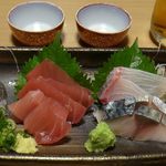 沼津海いち - 刺身5点盛定食1500円税込。沼津海いち(静岡県沼津市)食彩品館.jp撮影