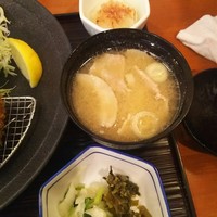 とんかつ まい泉 青山本店 - とん汁・上新香・大根おろし