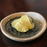 手打ち蕎麦 かね井 - 山葵の醤油漬け