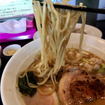 陽東豚骨YOTON - 濃厚なスープでかなり麺に絡みます