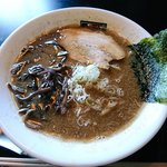 あか土 - 魚介豚骨ラーメン太麺(850円)