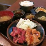 紅梅園 - H.29.8.8.昼 焼肉定食コンビ 850円