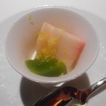 レフェルヴェソンス - 桃、よもぎ、ヤギの乳