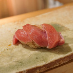 東麻布 天本 - 塩釜まき網大トロ