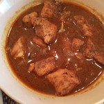 スリランカ料理 ラサハラ - チキンカレー（サラサラで辛めの味わい、美味しかったです）