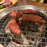 虎壱精肉店 - 