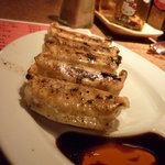 ラーメンBAR やきそばー HIT - やっぱり餃子は外せませんね