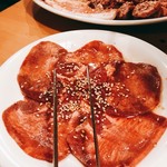 元氣七輪焼肉 牛繁 - 