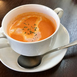 カフェ フロインドリーブ 本店 - 赤ピーマンのポタージュスープ(本日のスープセット)