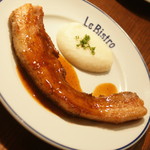 ＭｅｎｕＢ（１，９００円）の『ＬＹＢ豚バラ肉のスパイスロースト』２０１７年９月