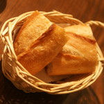 ル　ビストロ - ＭｅｎｕＢ（１，９００円）の『バゲット』２０１７年９月