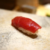 鮨 さいとう - 鮪赤身（三厩）