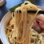 中華そば 四つ葉 - 麺のアップ