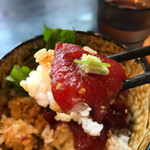 中華そば 四つ葉 - まぐろ丼のアップ