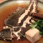 いしだや - 本日の魚の煮付 1000円 の真小鰈(マコガレイ)の煮付
