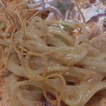 Taire Sutoran Chemmai - ・揚げ麺がすごく細い