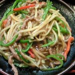 水晶の森 - 牛肉とピーマン細切り炒めセット 1000円(半額 500円)