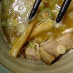 麺処 三鈷峰 - つけ汁の内容；つけめん