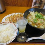 Daiman - 大萬ラーメン＋ギョーザ大ごはん