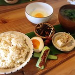 OKINAWA SOBA EIBUN - お茶碗朝ごはん+生たまご
