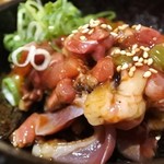 炭火焼dining おかげ家 - 宮崎赤鶏のとりわさ