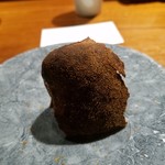 TACUBO - パン　齧ってしまったので後ろから