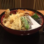 讃岐茶屋 - 天ぷらうどん弁当(天ぷら、かつお叩き、煮豆、いなり)