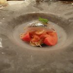 クッチーナ イタリアーナ ガッルーラ - サヨリとフルーツトマトのカペリーニ