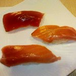 よし佳 - 長崎の90キロ級のマグロ　赤身、中トロ、大トロ