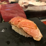 奴寿司 - 炙りとろ