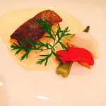 花の森クラリス - スズキのポワレ 白ワインソース ピクルス