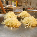 お好み焼 みっちゃん総本店 - 調理④