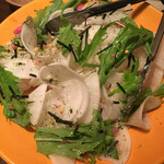 土間土間 土浦店 - シャキシャキ大根サラダ！