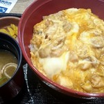 親子丼　ほっこりや - 炭焼鶏の親子丼