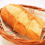 ラミティエ - ランチセット 2592円 のパン