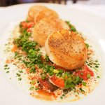 ラミティエ - ランチセット 2592円 のホタテのポワレ