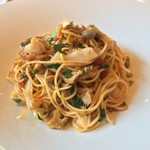 カーサ・デル・チーボ - マッケロンチーニ ディ カンポフィローネ 八戸産 ツブ貝のトマトソース マルケ風