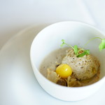 タワーズレストラン クーカーニョ - a 4 plats (￥5,108) 食前のお楽しみ アミューズ ブーシュ